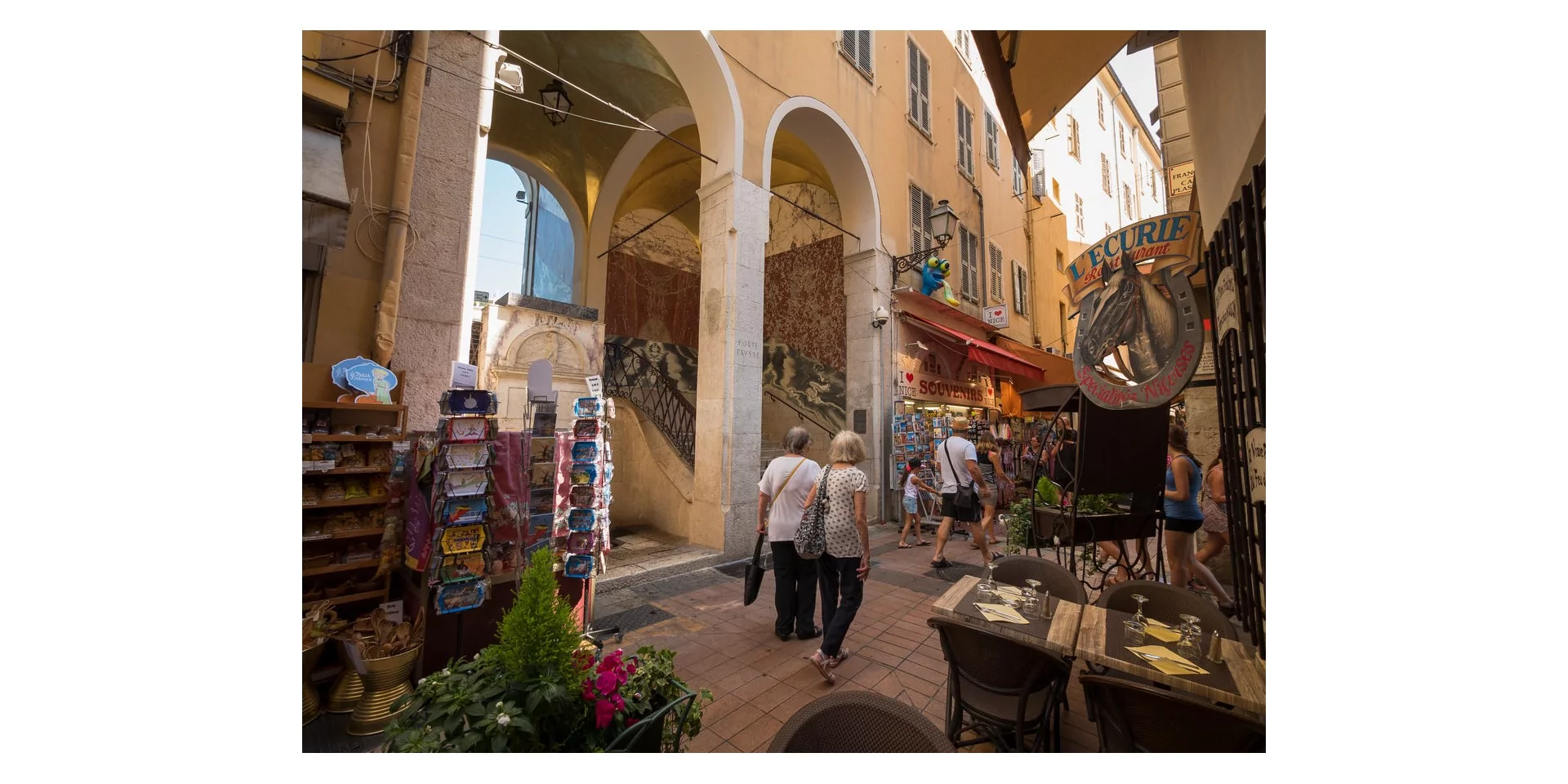 Luggage Storage in Old Town Nice: The Smart Way to Enjoy the City Without Bags