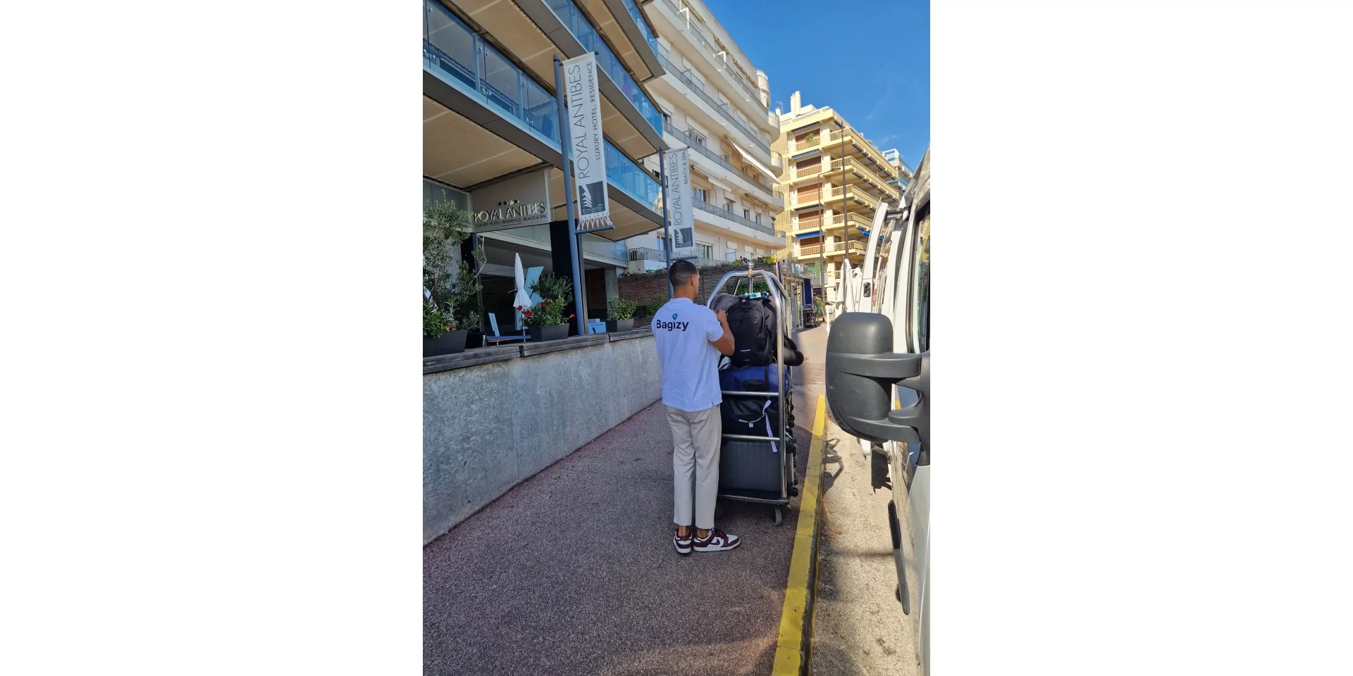 戛纳老港行李寄存